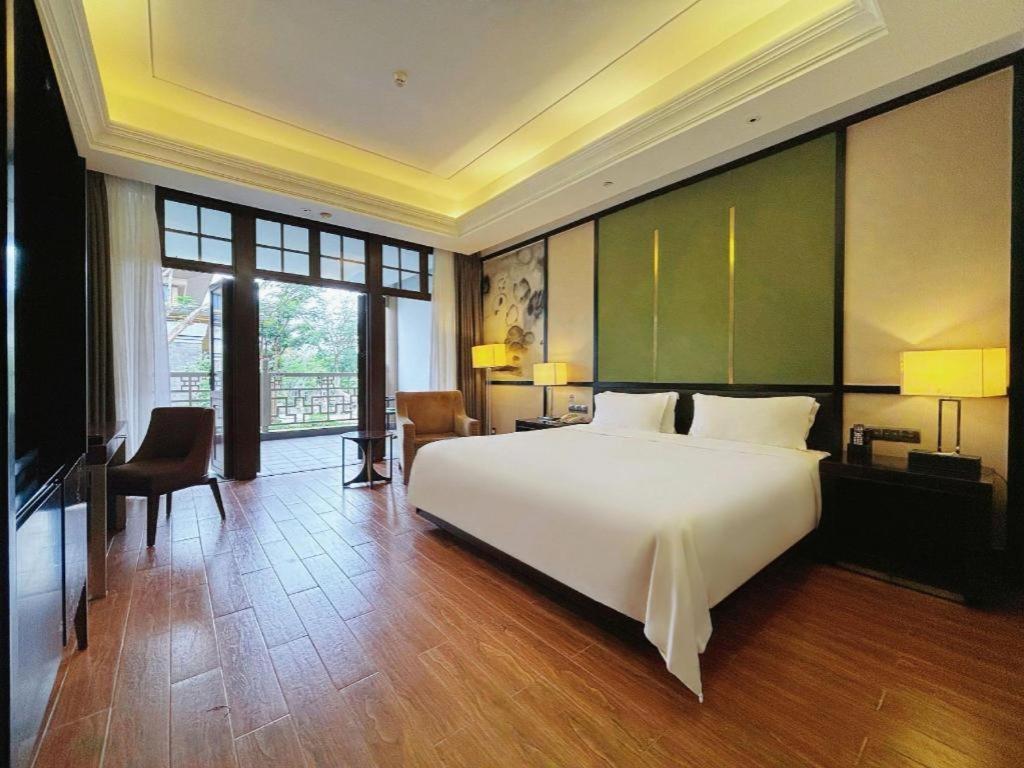 Eadry Royal Garden Hotel Haikou Haikou  Zewnętrze zdjęcie