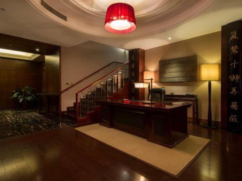 Eadry Royal Garden Hotel Haikou Haikou  Zewnętrze zdjęcie