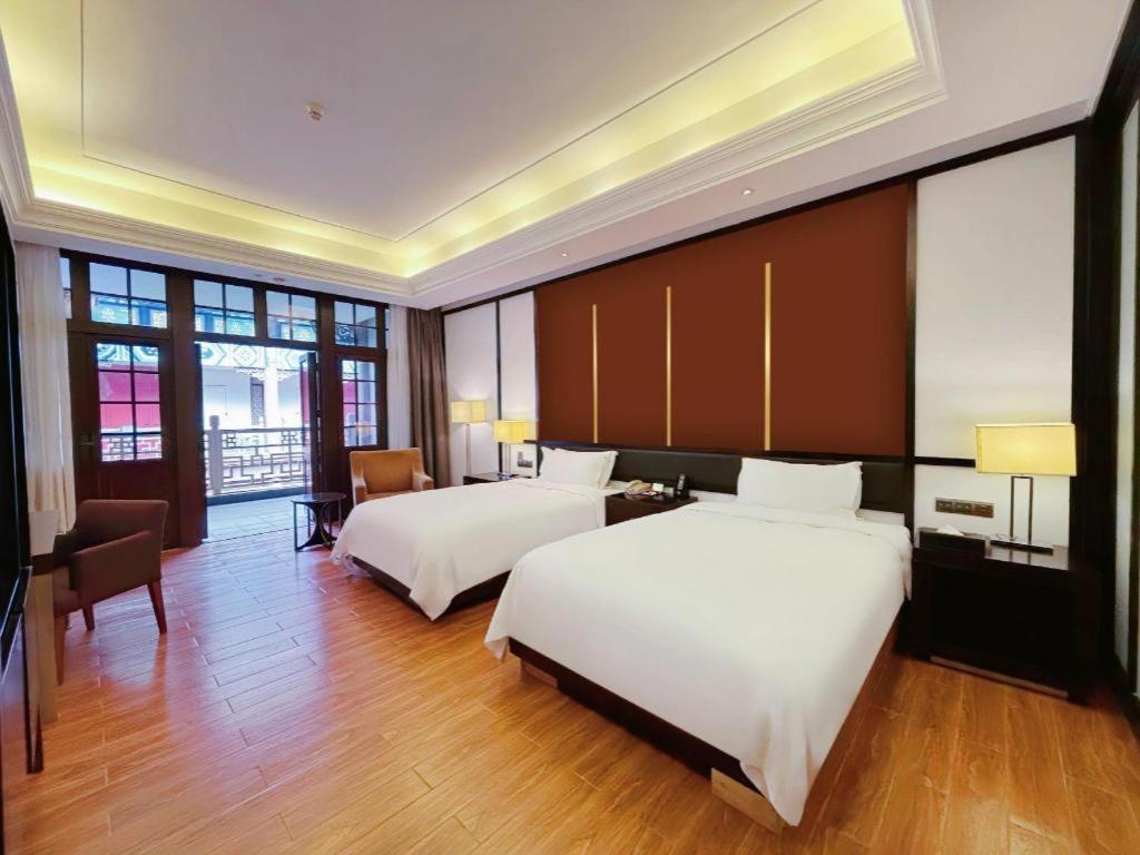 Eadry Royal Garden Hotel Haikou Haikou  Zewnętrze zdjęcie