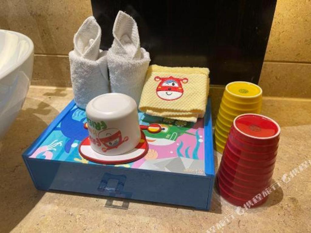 Eadry Royal Garden Hotel Haikou Haikou  Zewnętrze zdjęcie