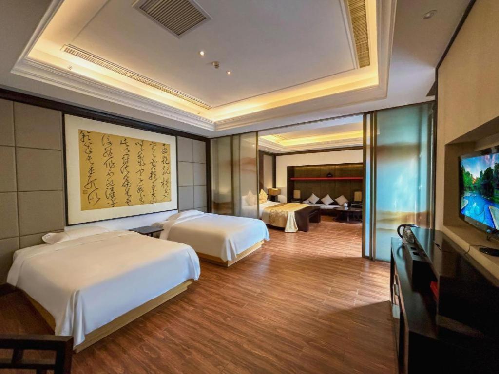 Eadry Royal Garden Hotel Haikou Haikou  Zewnętrze zdjęcie