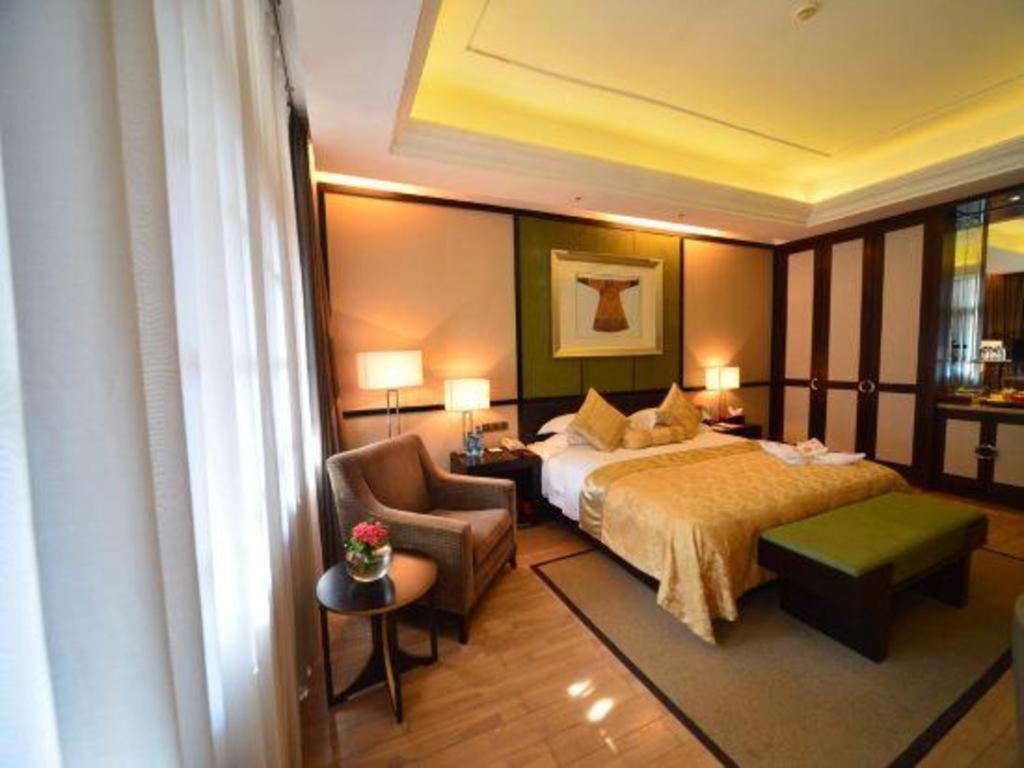 Eadry Royal Garden Hotel Haikou Haikou  Zewnętrze zdjęcie